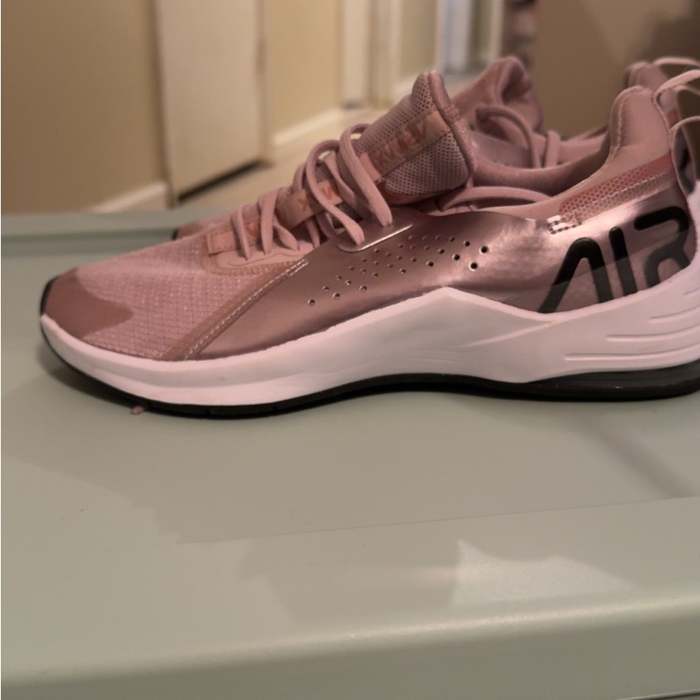 Women's Airmax Pink Nike shoes